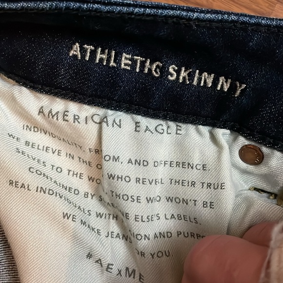 Men’s American Eagle AirFlex + Athletic Skinny Size 31 x 32 Dark Wash Jeans EUC - Picture 8 of 10